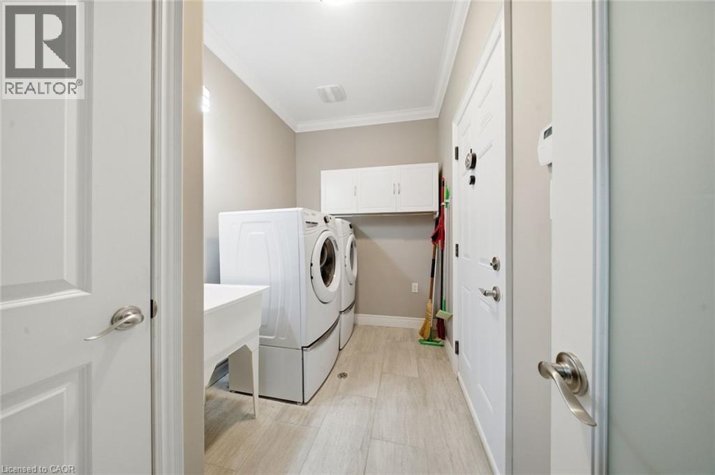 194 Donly Drive S Unit# 12, Simcoe, ON - Indoor Photo Showing Laundry Room