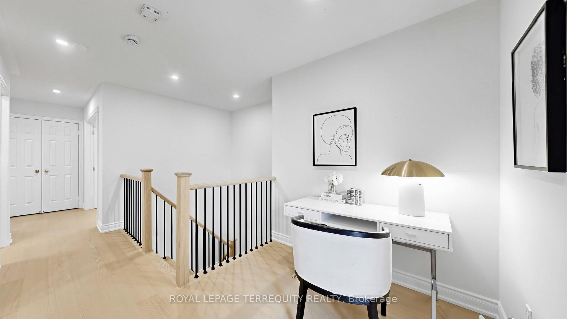 7146 Baskerville Run, Mississauga, ON - Indoor Photo Showing Other Room