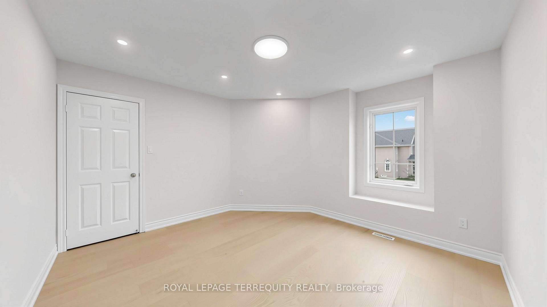 7146 Baskerville Run, Mississauga, ON - Indoor Photo Showing Other Room