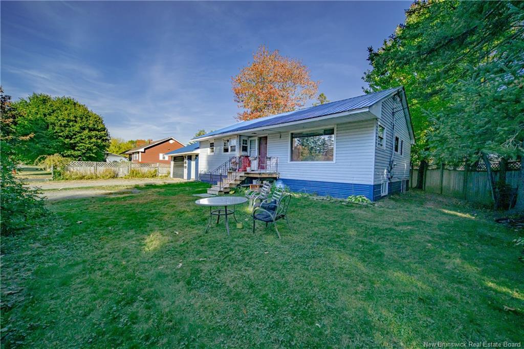 26 Hachey Ave, Fredericton, NB