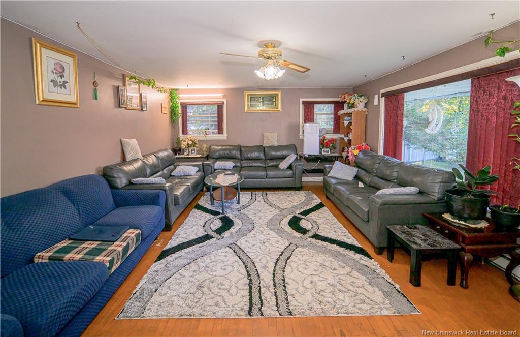 26 Hachey Ave, Fredericton, NB