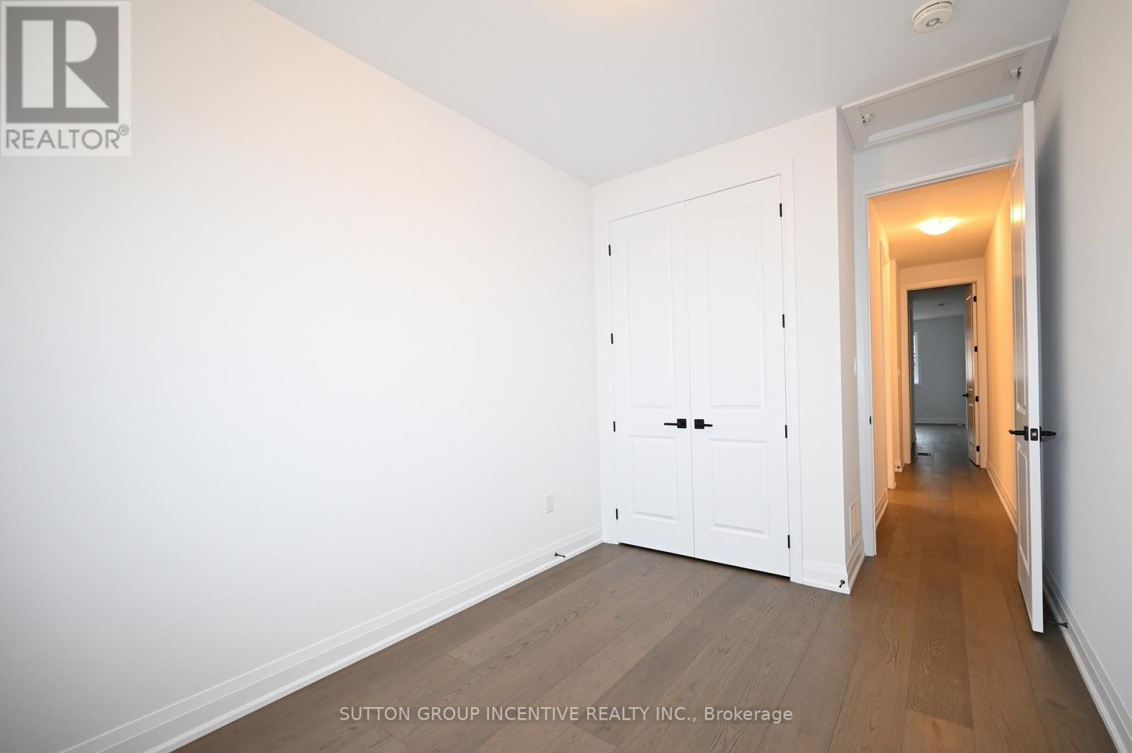2 - 32 Winery Way, Barrie, ON - Indoor Photo Showing Other Room