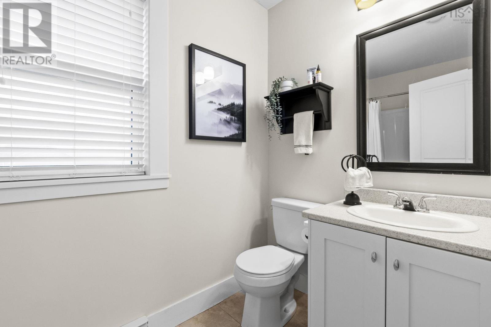 Bathroom - 124 Beachstone Drive, Spryfield, NS - Indoor Photo Showing Bathroom