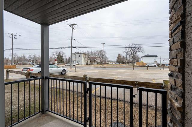 2-423 Main St, St Adolphe, MB