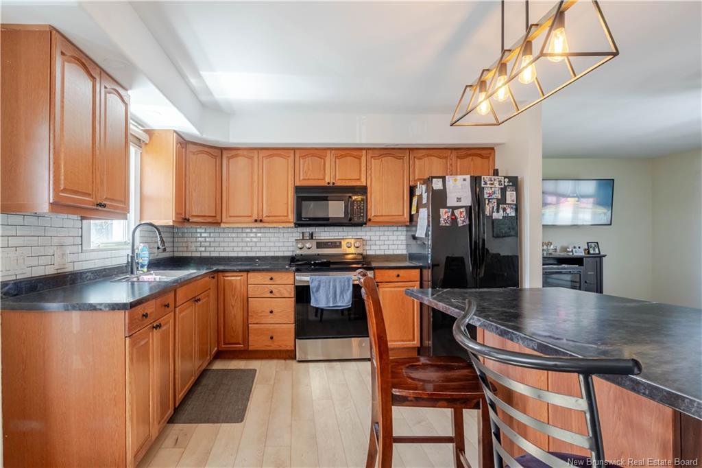 371 Royal Rd, Fredericton, NB