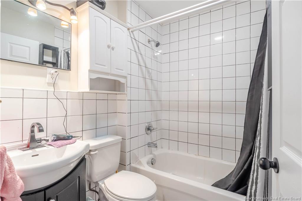 371 Royal Rd, Fredericton, NB