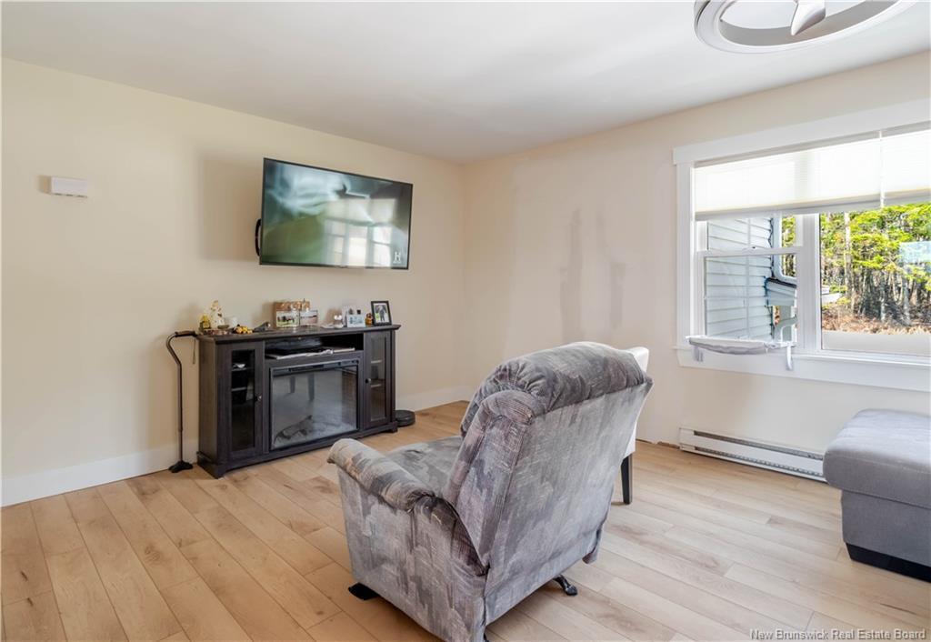 371 Royal Rd, Fredericton, NB