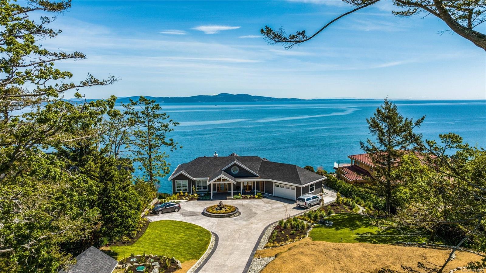 4585 Leyns Rd, Saanich, BC