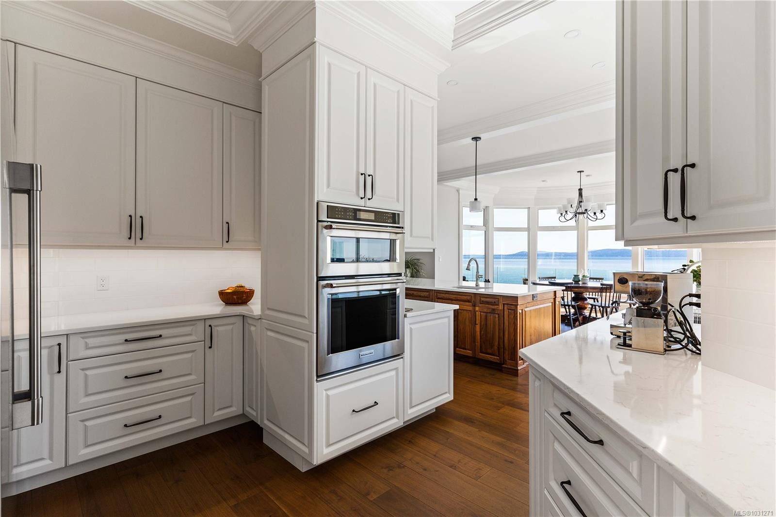 4585 Leyns Rd, Saanich, BC