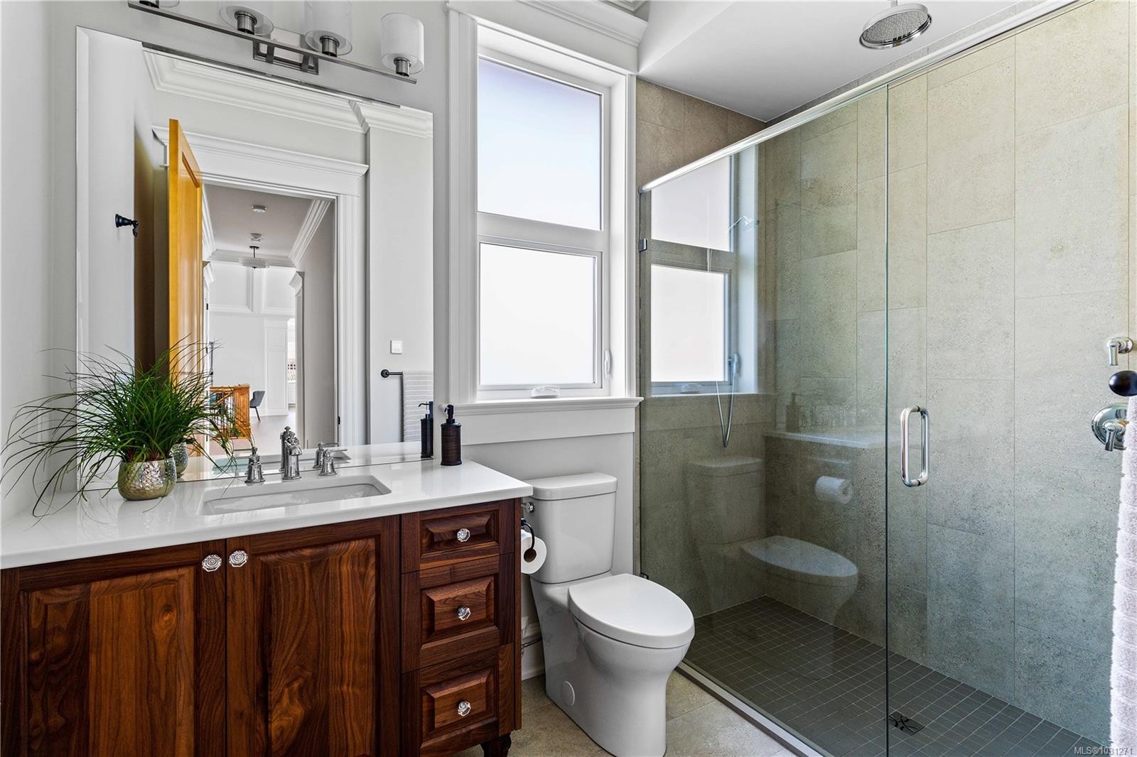 4585 Leyns Rd, Saanich, BC