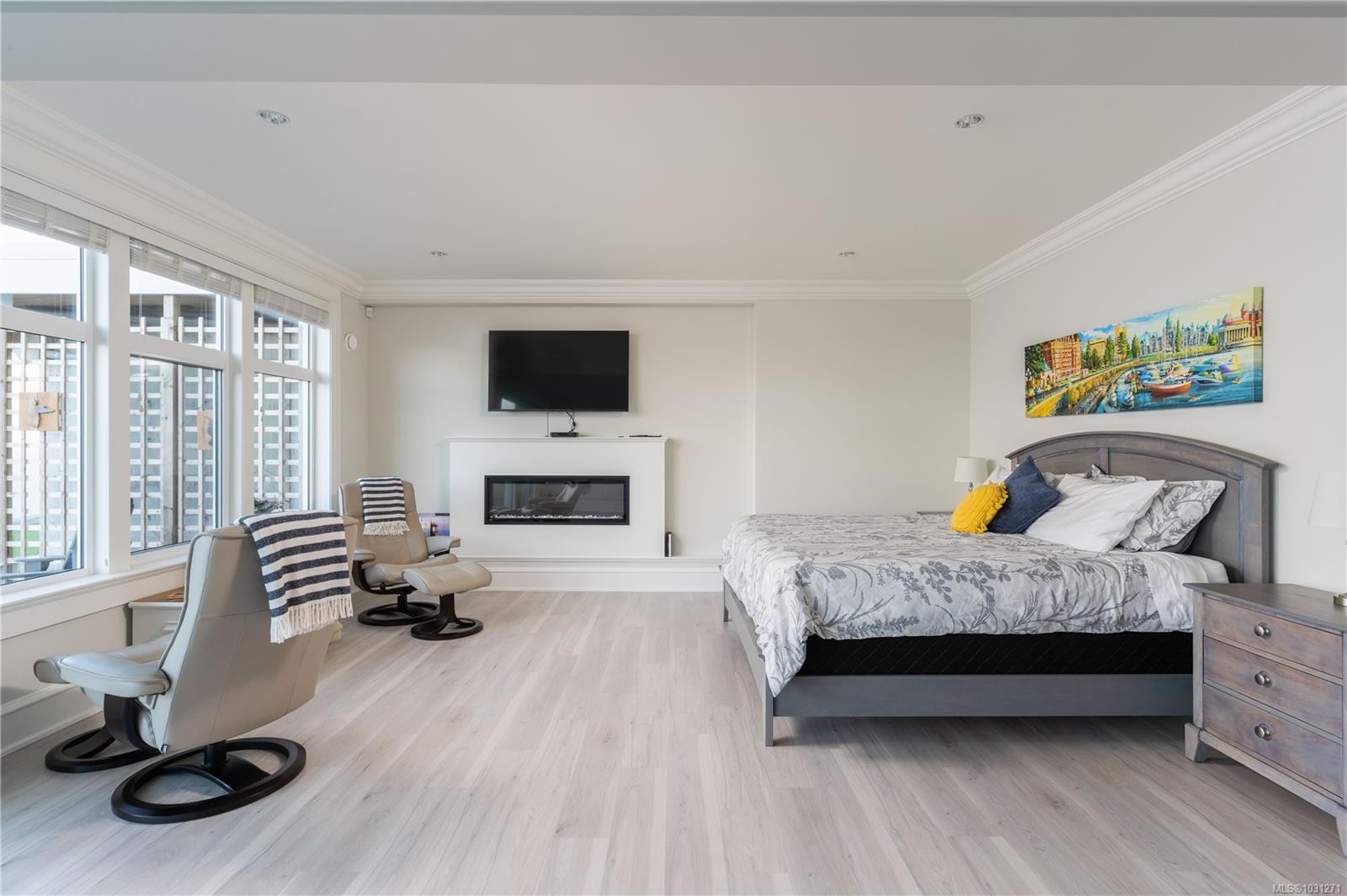 4585 Leyns Rd, Saanich, BC