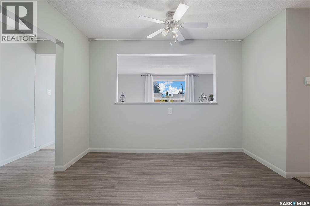 32 3113 7Th Street E, Saskatoon, SK - Indoor Photo Showing Other Room