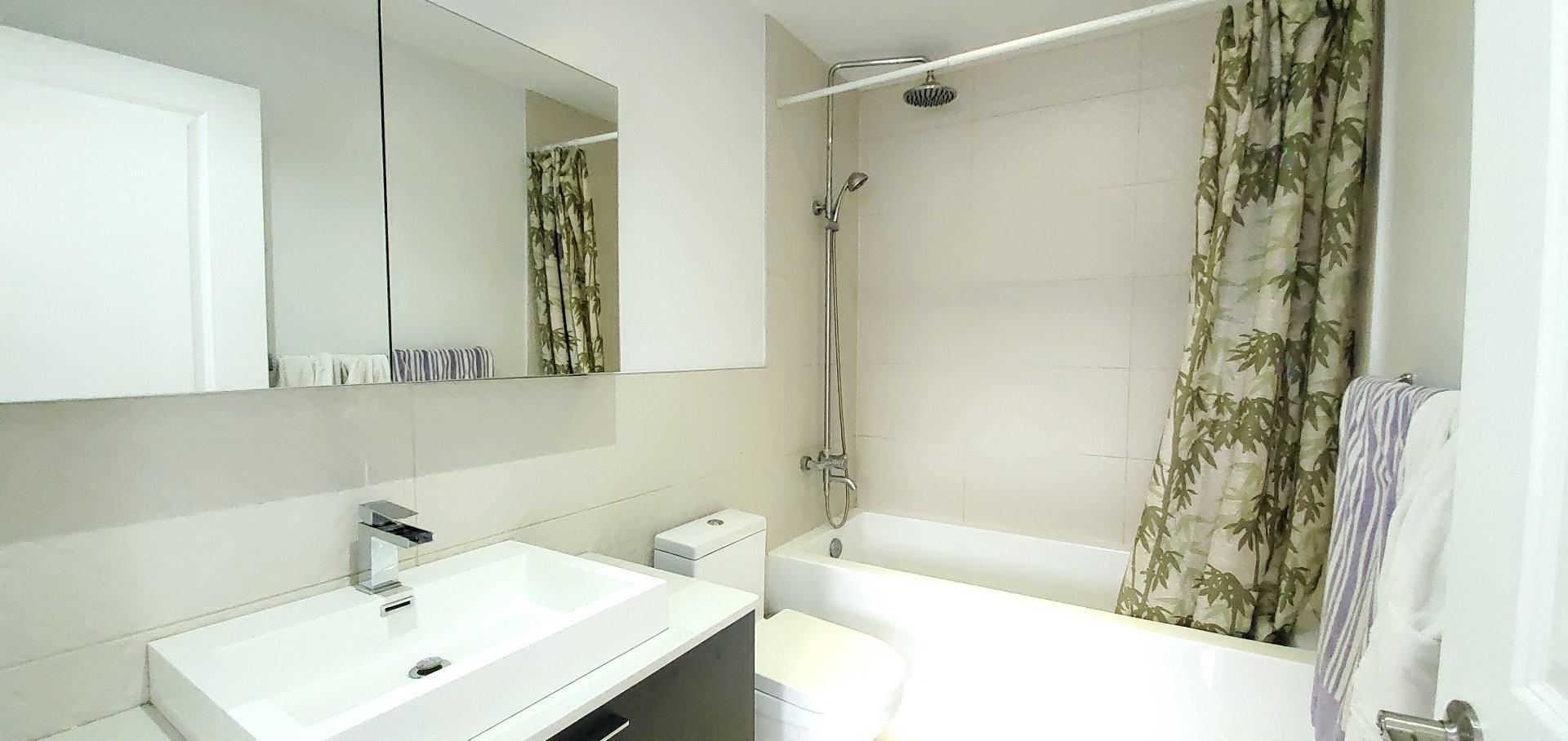 Bathroom - 3502-5150 Rue Buchan, Montréal (Côte-Des-Neiges/Notre-Dame-De-Grâce), QC - Indoor Photo Showing Bathroom