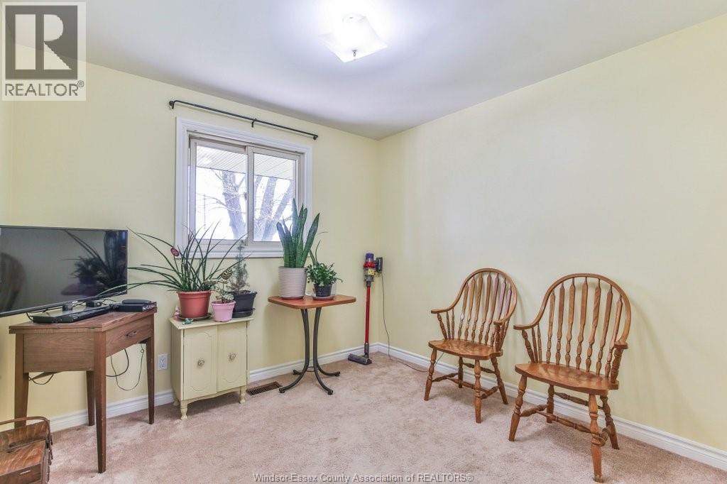 6551 Springfield Road, Aylmer, ON - Indoor