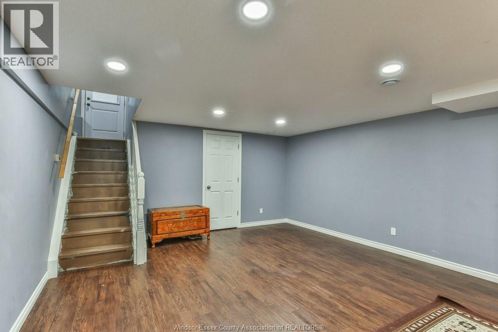 6551 Springfield Road, Aylmer, ON - Indoor