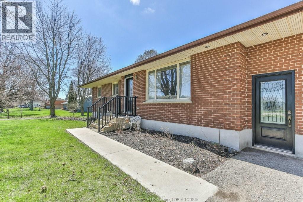 6551 Springfield Road, Aylmer, ON - Outdoor With Exterior