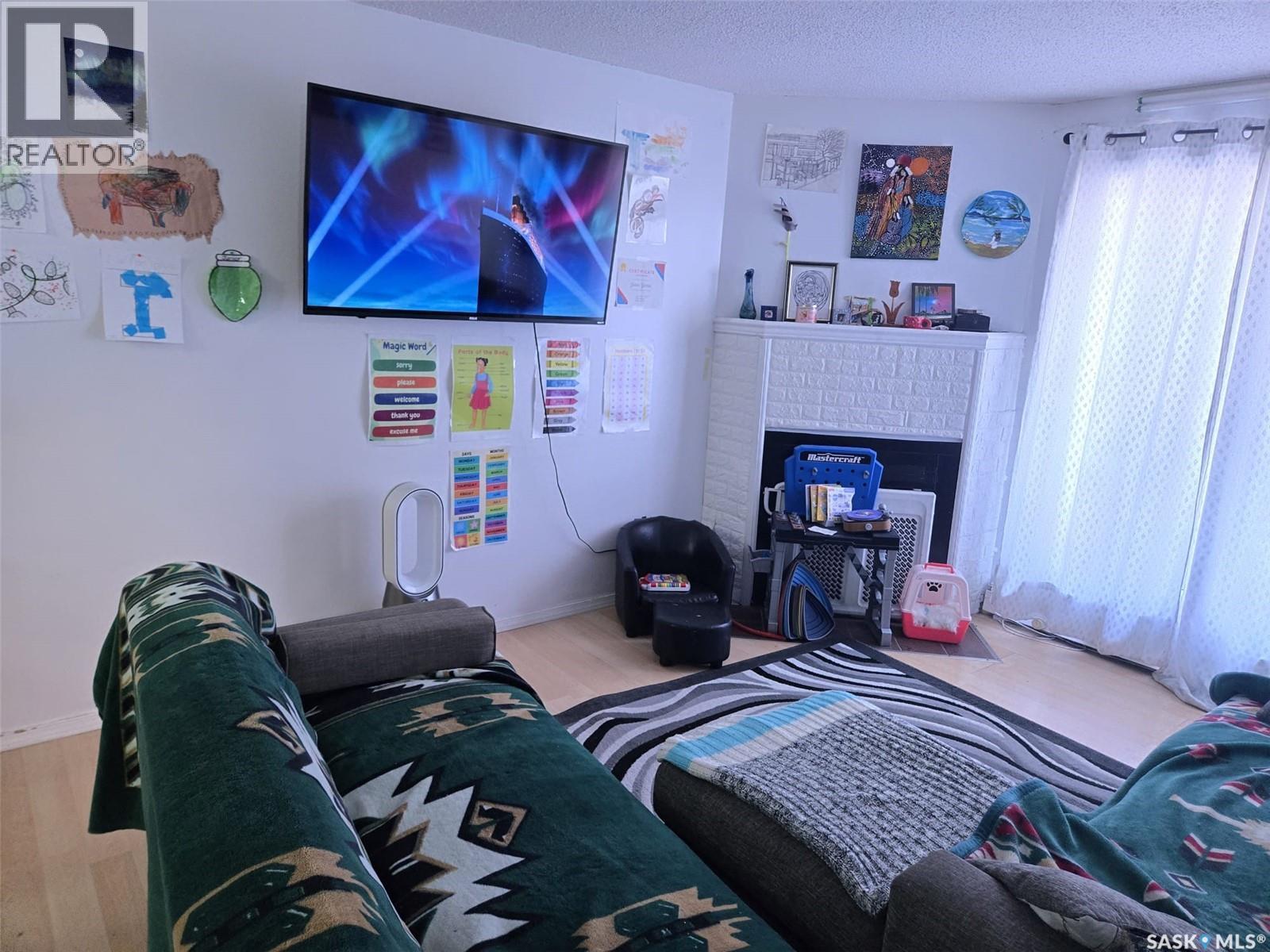 115A 4040 8Th Street E, Saskatoon, SK - Indoor
