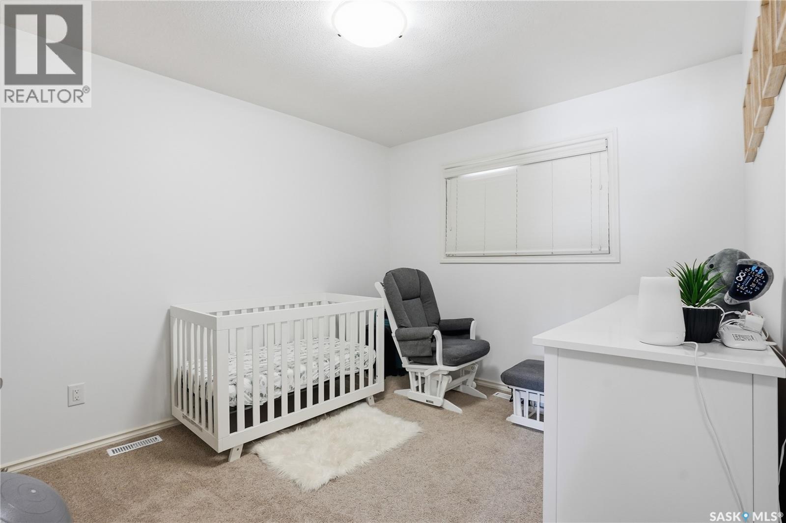 842 Stensrud Road, Saskatoon, SK - Indoor Photo Showing Bedroom