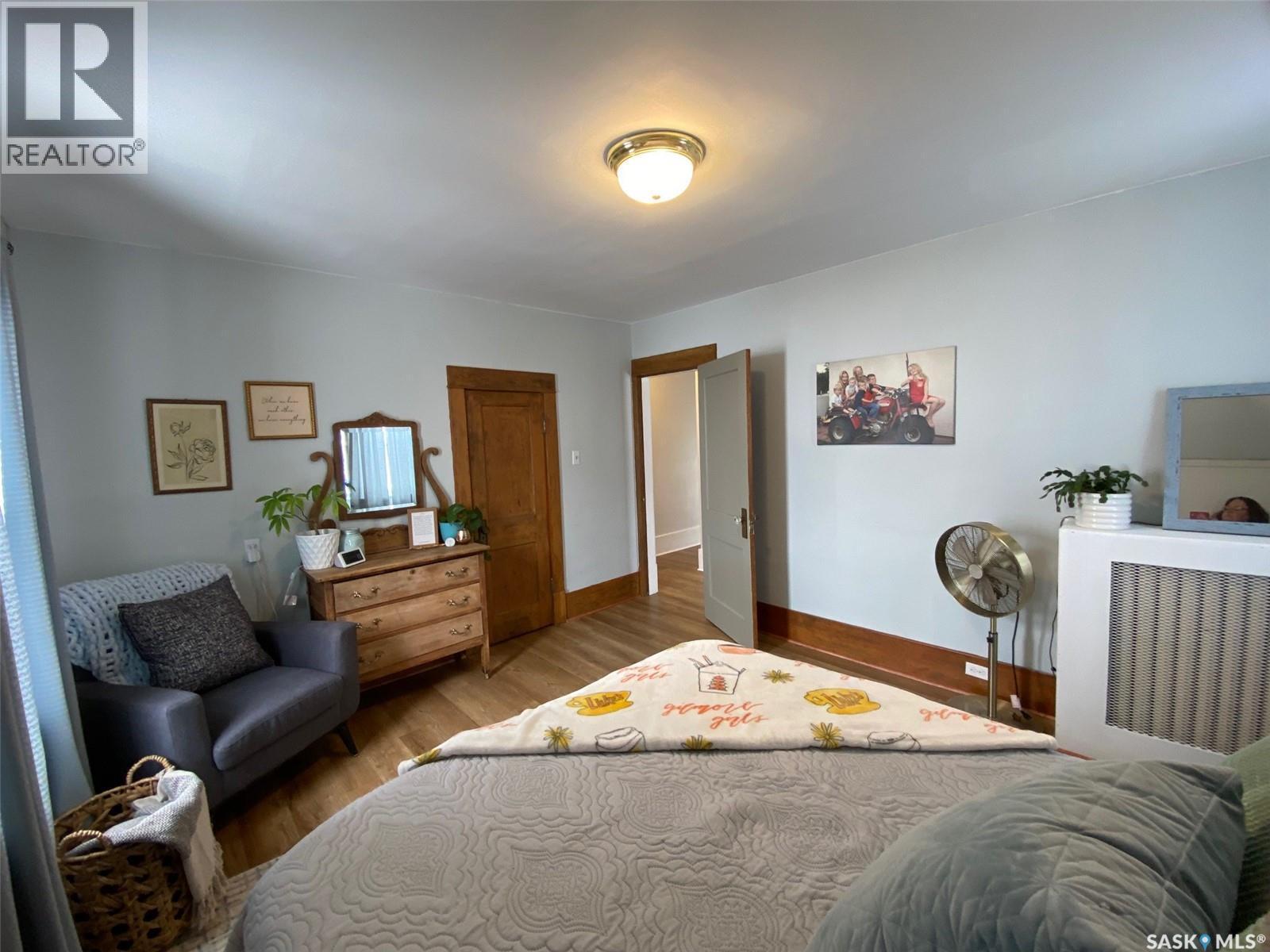216 Second Avenue N, Yorkton, SK - Indoor Photo Showing Bedroom