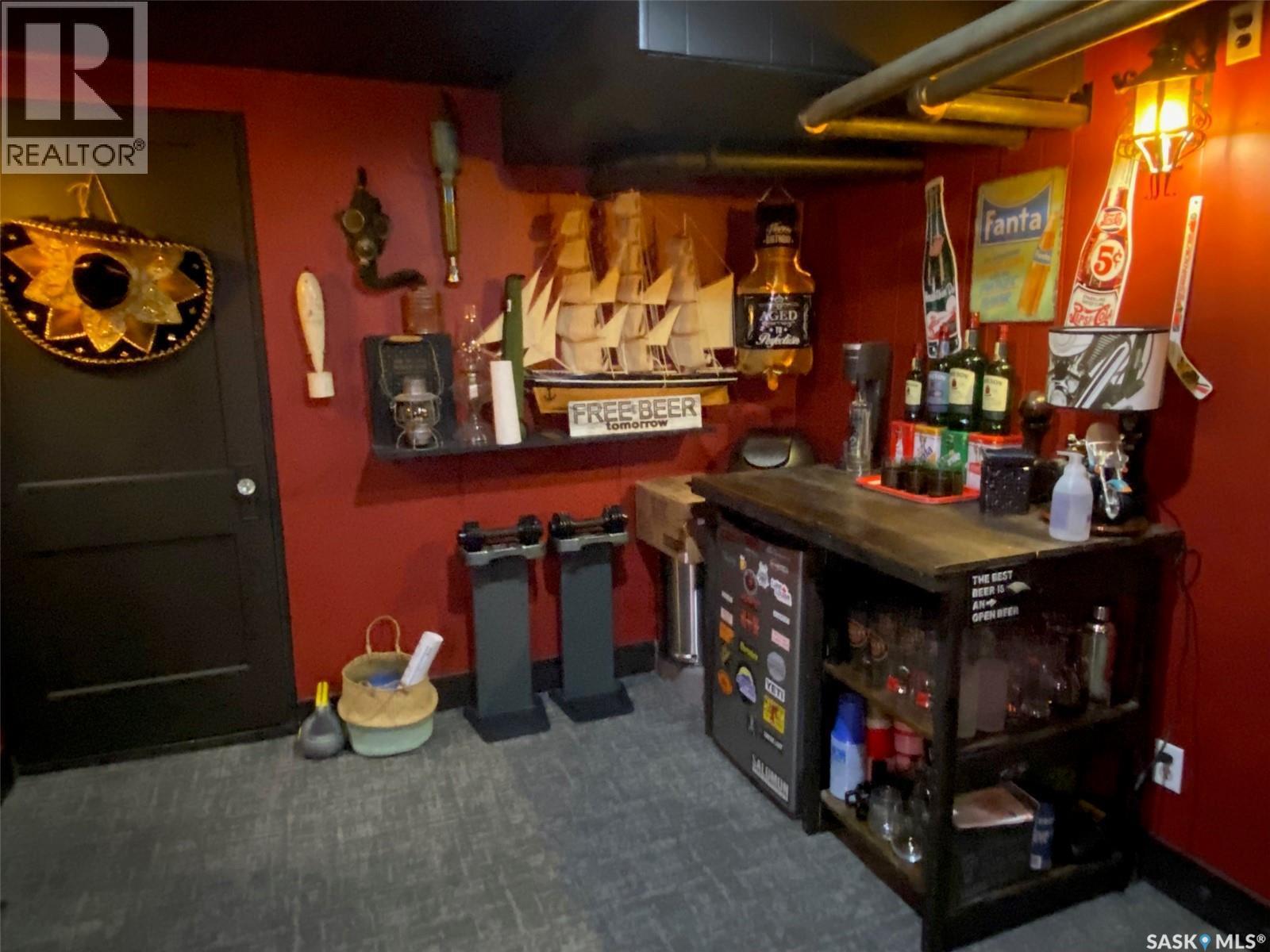 216 Second Avenue N, Yorkton, SK - Indoor Photo Showing Other Room