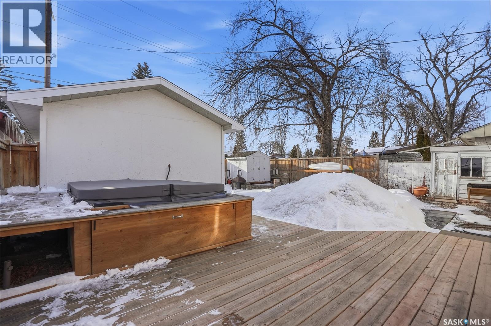 2230 William Avenue, Saskatoon, SK - Outdoor
