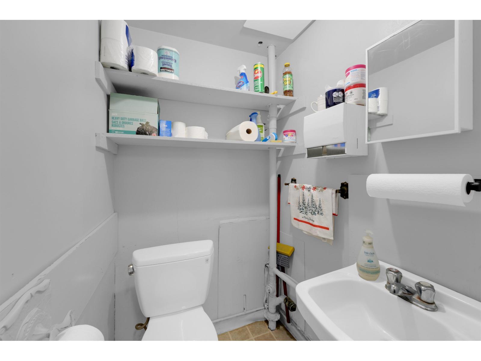 1333 Johnston Road, White Rock, BC