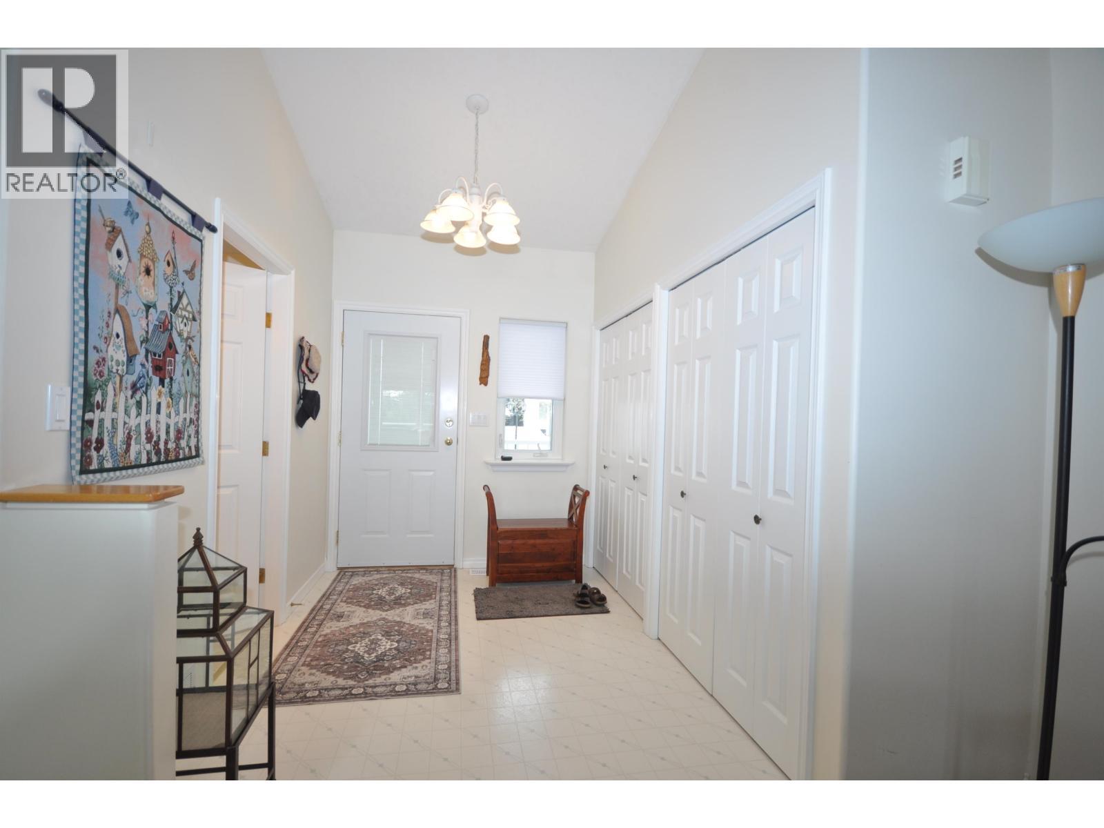 10 11 Eagle Crescent, Williams Lake, BC - Indoor Photo Showing Other Room