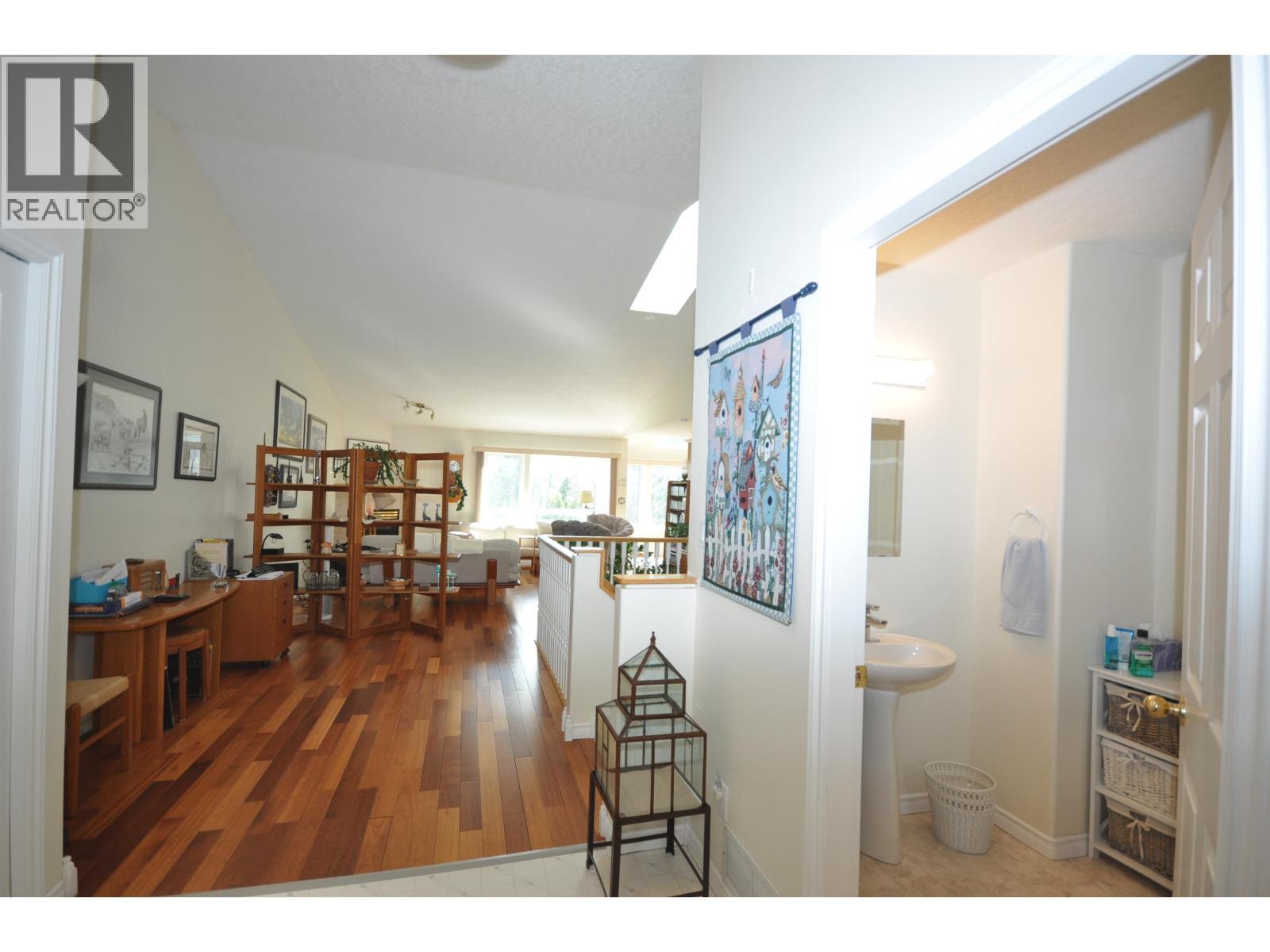 10 11 Eagle Crescent, Williams Lake, BC - Indoor Photo Showing Other Room
