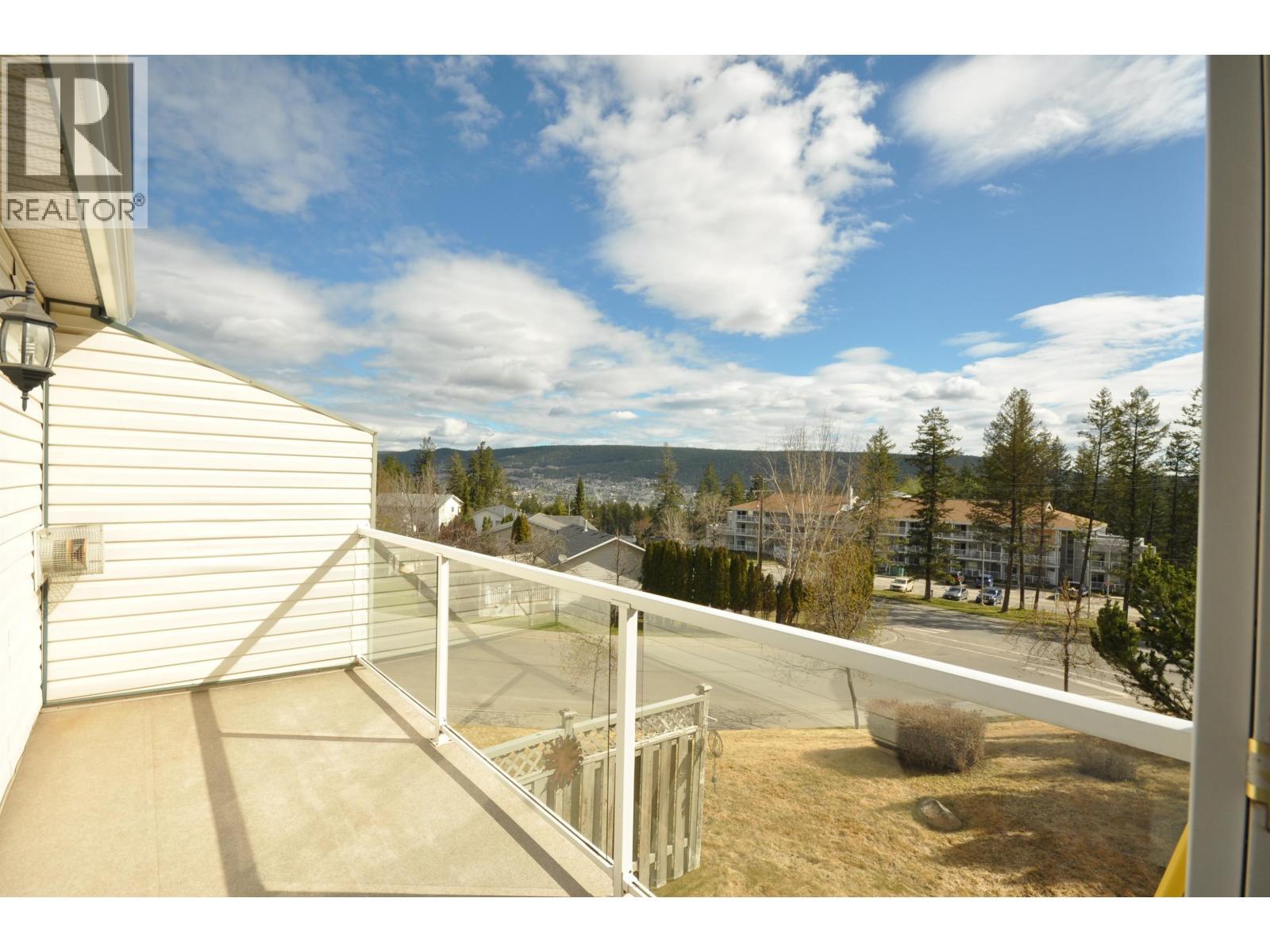 10 11 Eagle Crescent, Williams Lake, BC - Outdoor With View
