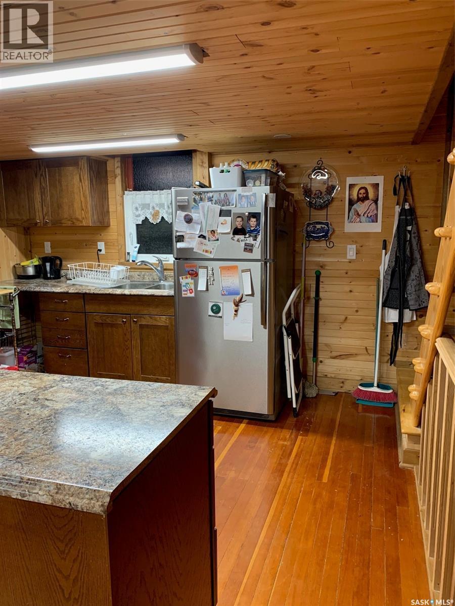 222 1St Avenue, Glaslyn, SK - Indoor Photo Showing Kitchen With Double Sink