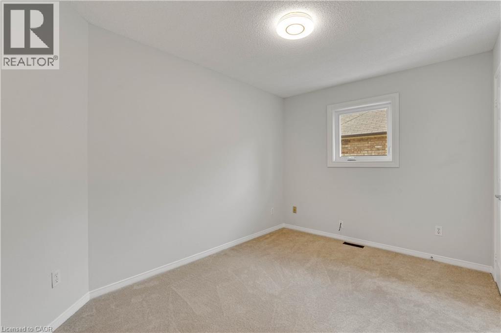 1471 Pickwick Drive, Mississauga, ON - Indoor Photo Showing Other Room