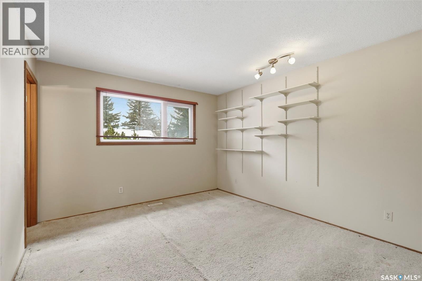 117 Mount Allison Crescent, Saskatoon, SK - Indoor Photo Showing Other Room