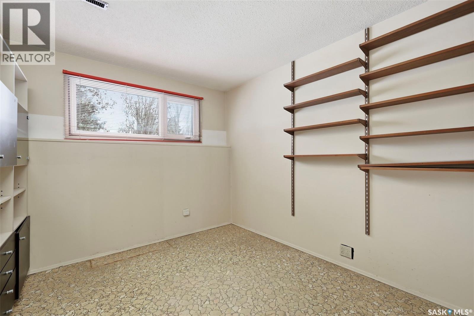 117 Mount Allison Crescent, Saskatoon, SK - Indoor Photo Showing Other Room