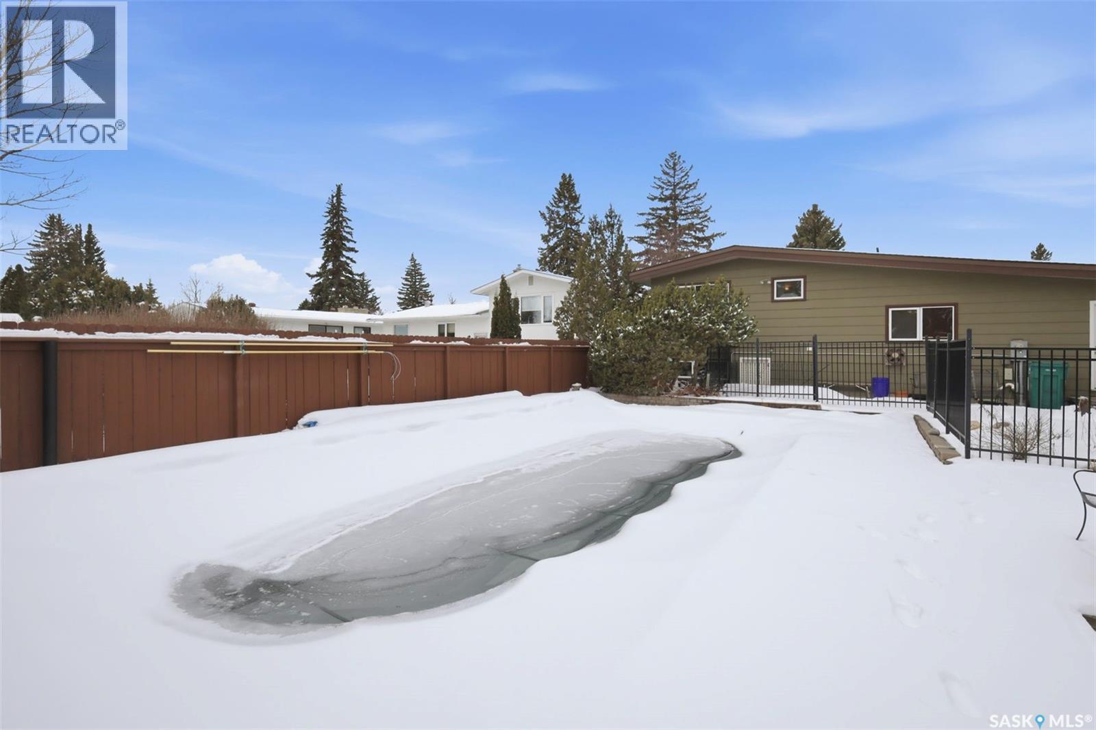 117 Mount Allison Crescent, Saskatoon, SK - Outdoor