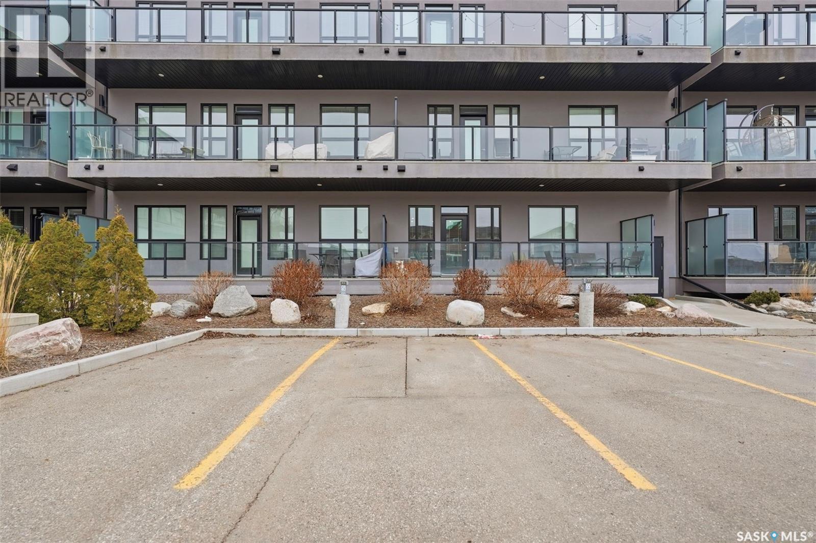 202 415 Maningas Bend, Saskatoon, SK - Outdoor With Balcony With Facade