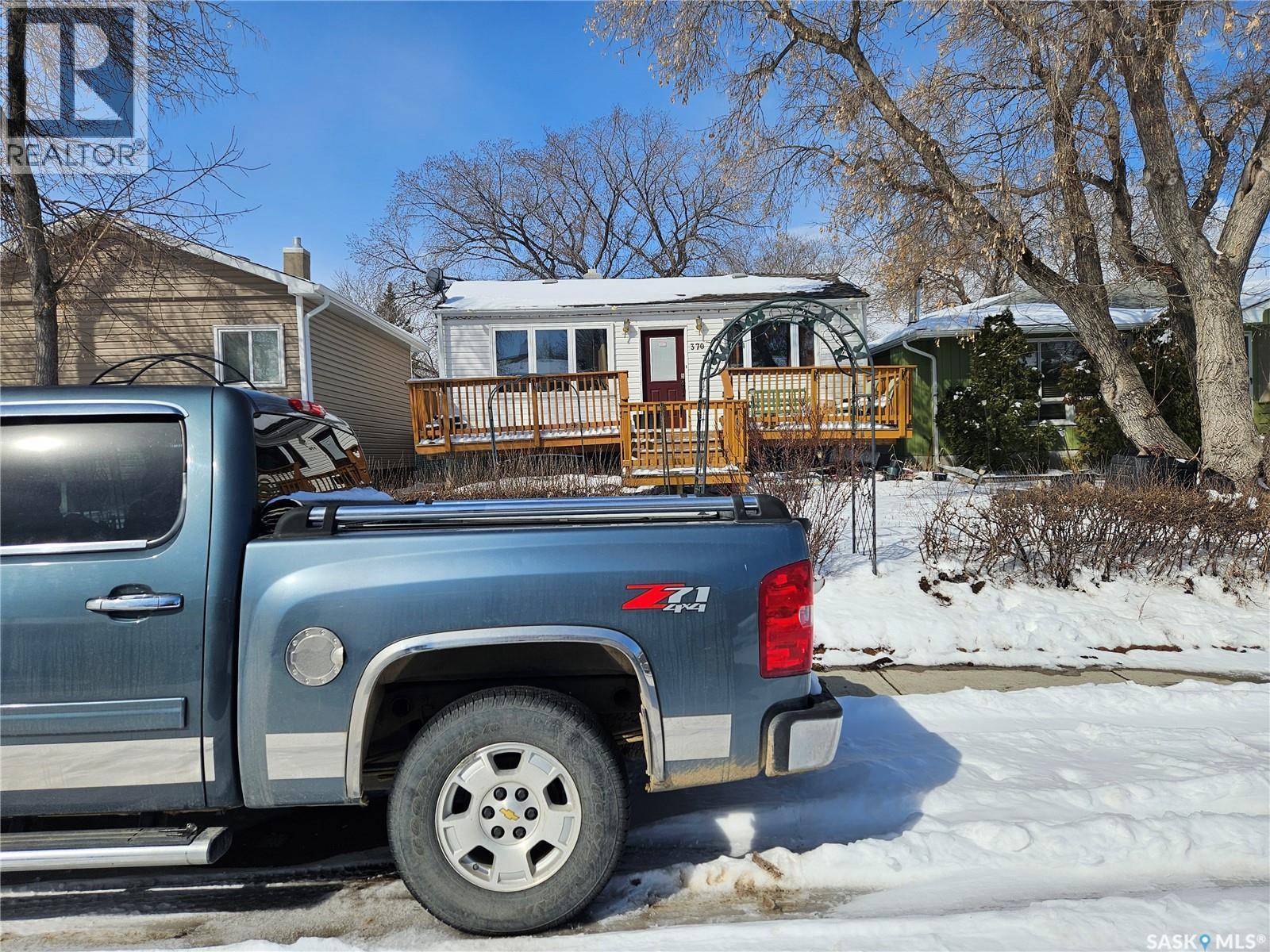 370 Arthur Street, Regina, SK - Outdoor