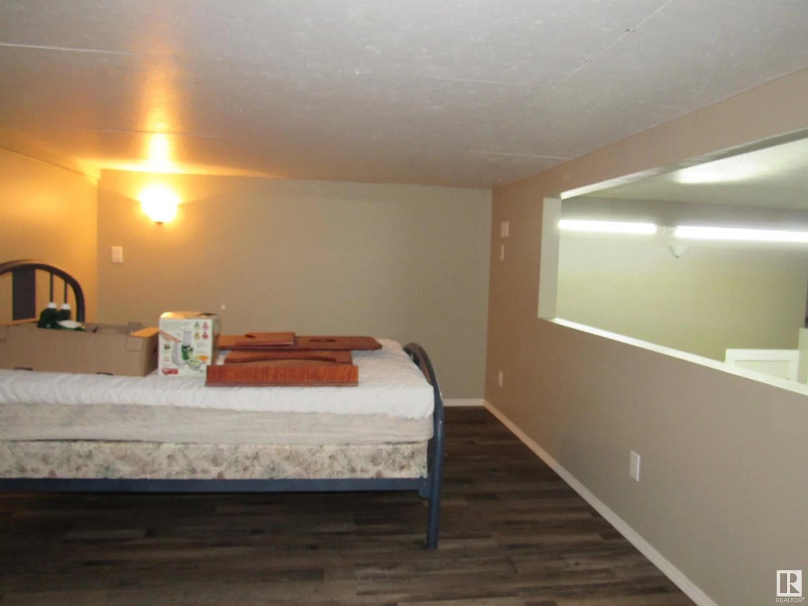 5023 50 St, Barrhead, AB