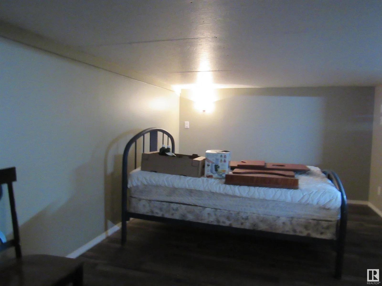 5023 50 St, Barrhead, AB