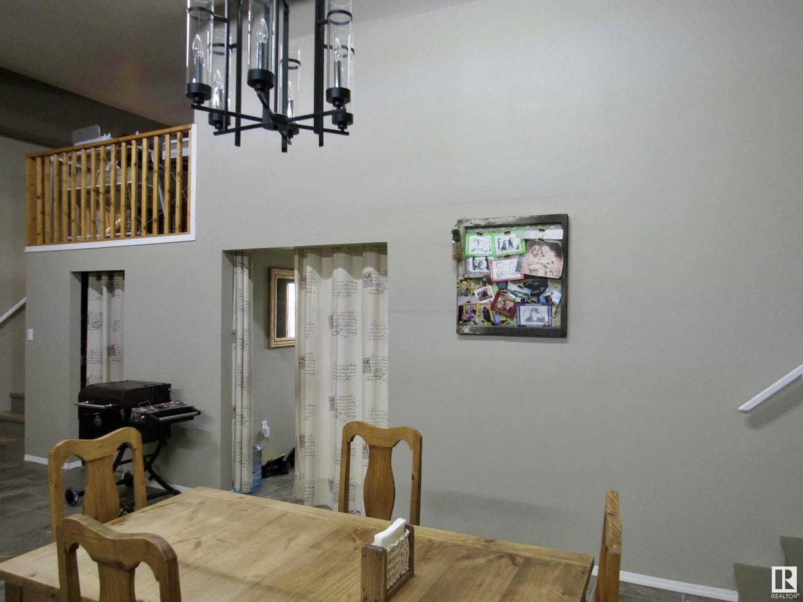 5023 50 St, Barrhead, AB