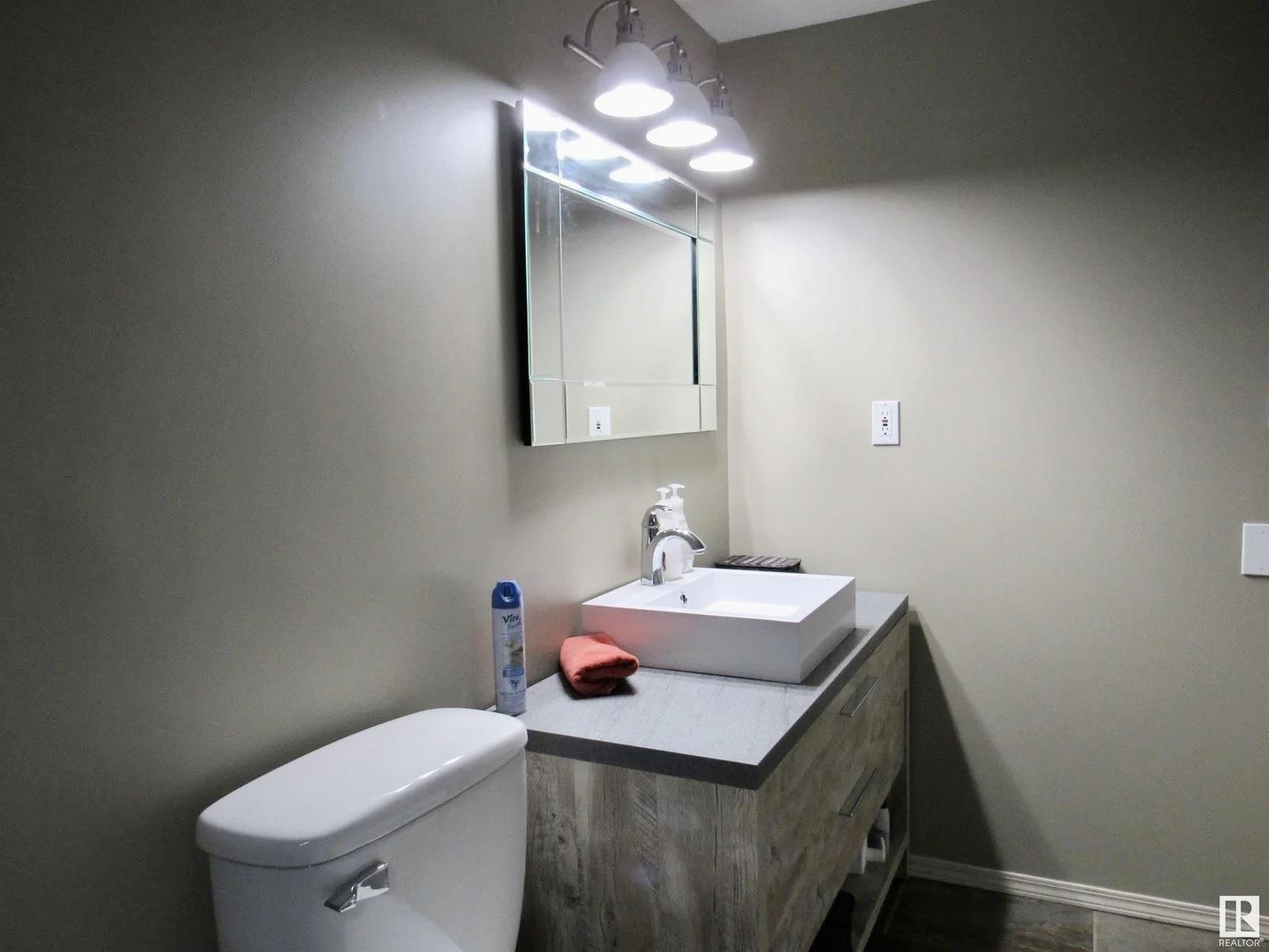 5023 50 St, Barrhead, AB