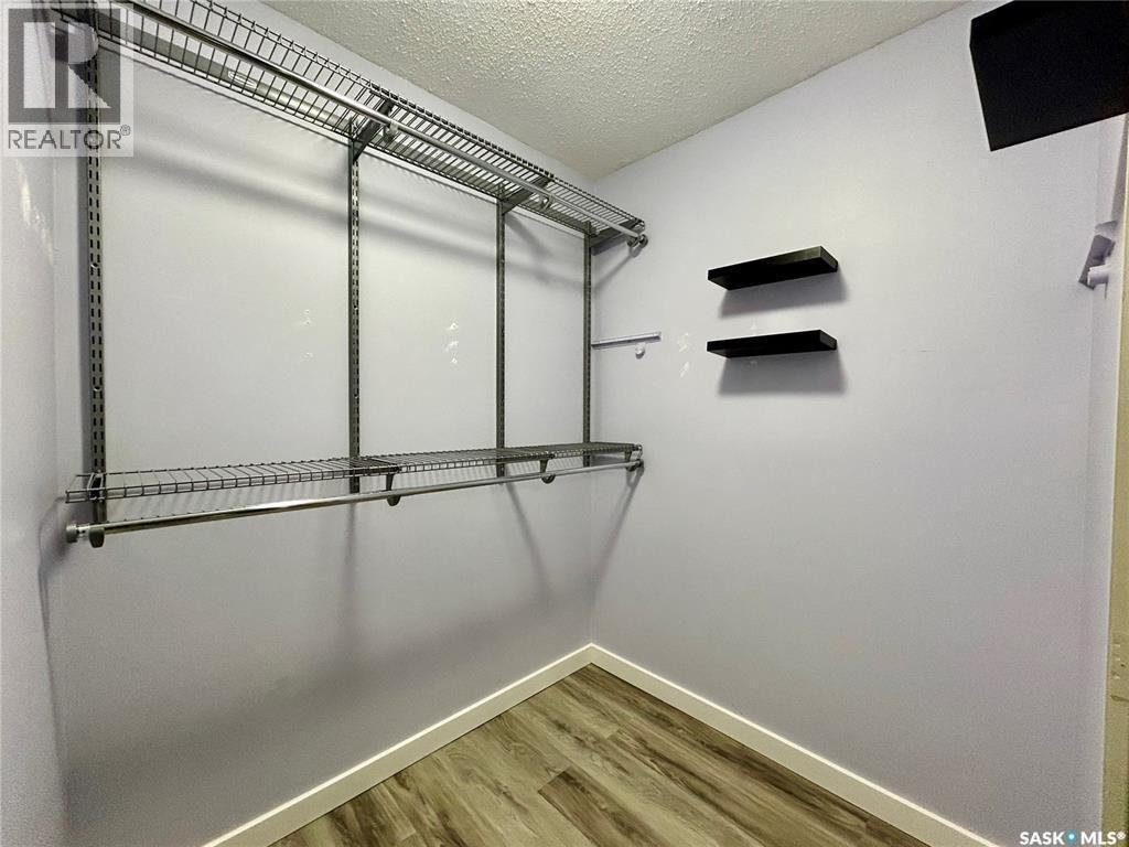 116 6Th Street E, Nipawin, SK - Indoor With Storage