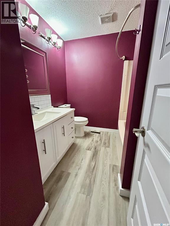 116 6Th Street E, Nipawin, SK - Indoor Photo Showing Bathroom