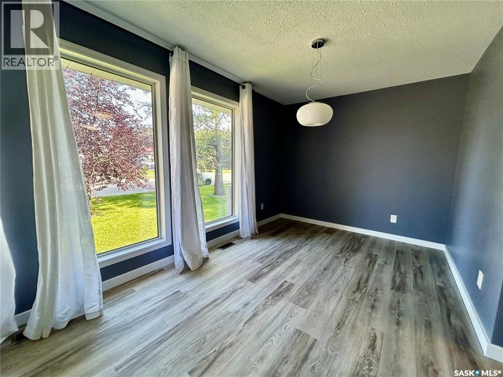 116 6Th Street E, Nipawin, SK - Indoor Photo Showing Other Room