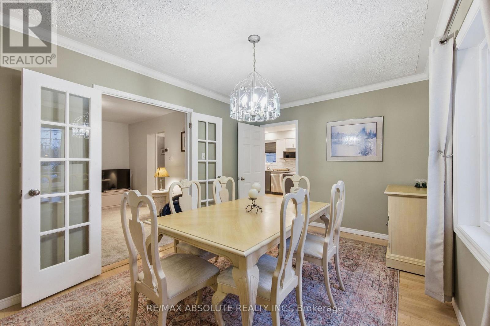 605 Rowanwood Avenue, Ottawa, ON - Indoor Photo Showing Dining Room
