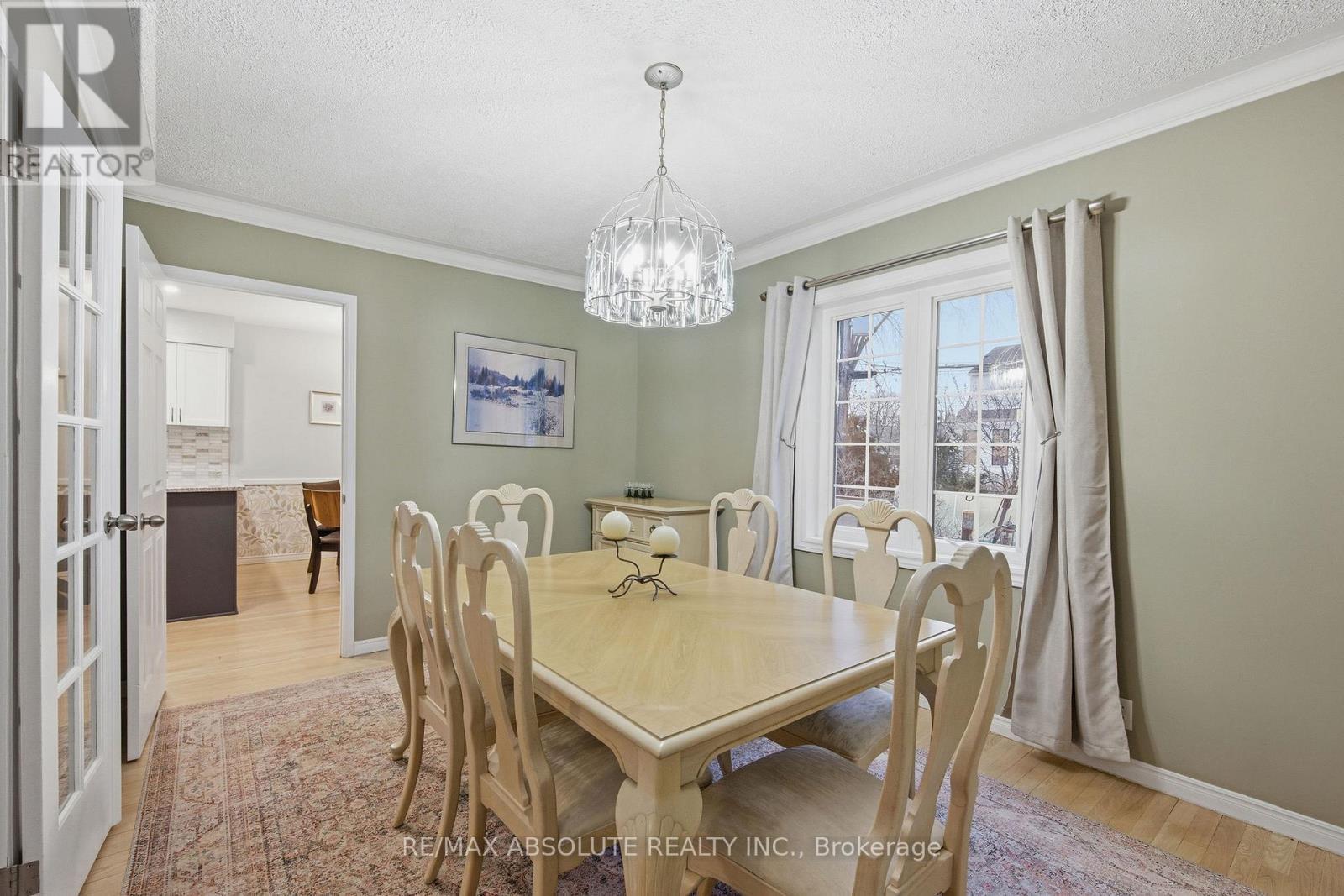 605 Rowanwood Avenue, Ottawa, ON - Indoor Photo Showing Dining Room
