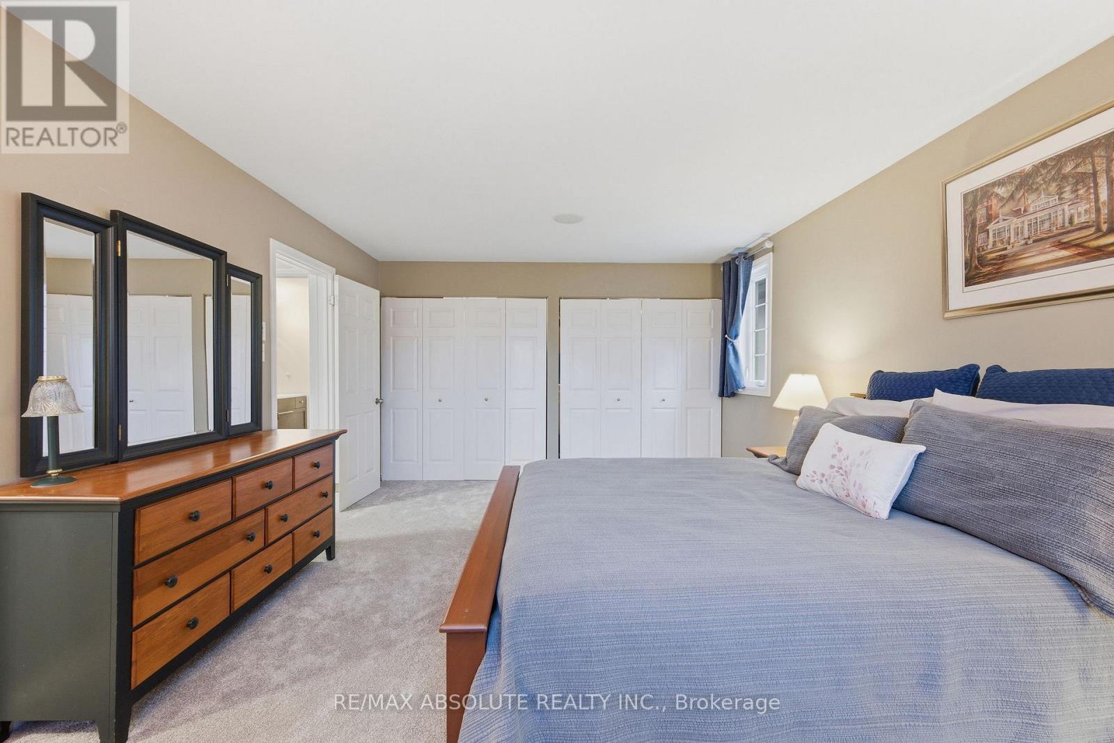 605 Rowanwood Avenue, Ottawa, ON - Indoor Photo Showing Bedroom