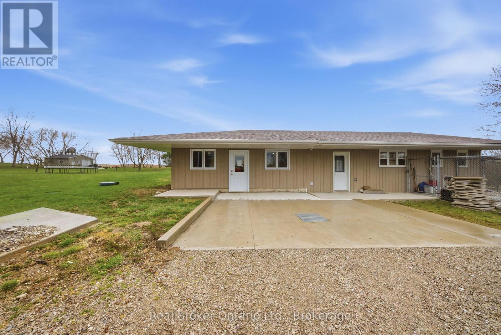 11 Burtch Road, Brant (Brantford Twp), ON - Outdoor