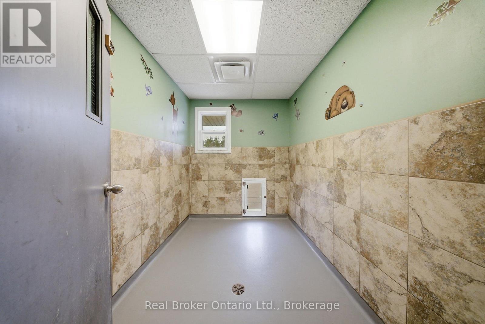 11 Burtch Road, Brant (Brantford Twp), ON - Photo Showing Other Room