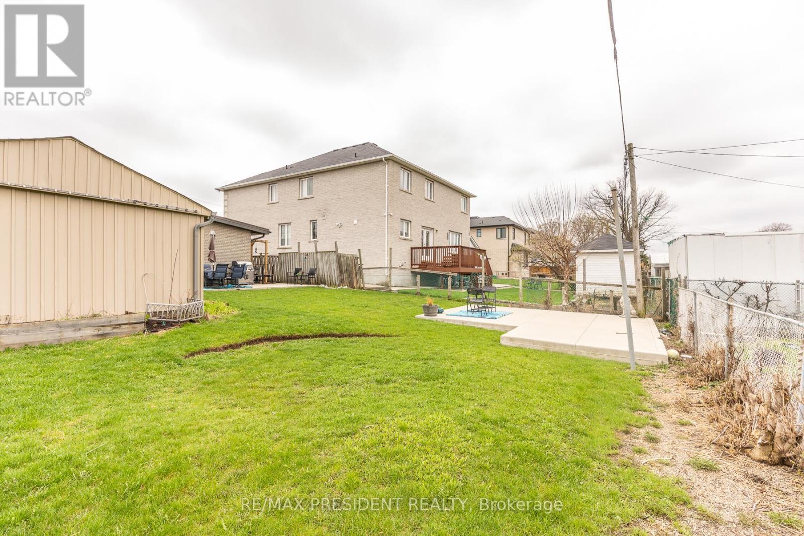 7648 Redstone Road, Mississauga, ON - Outdoor With Backyard