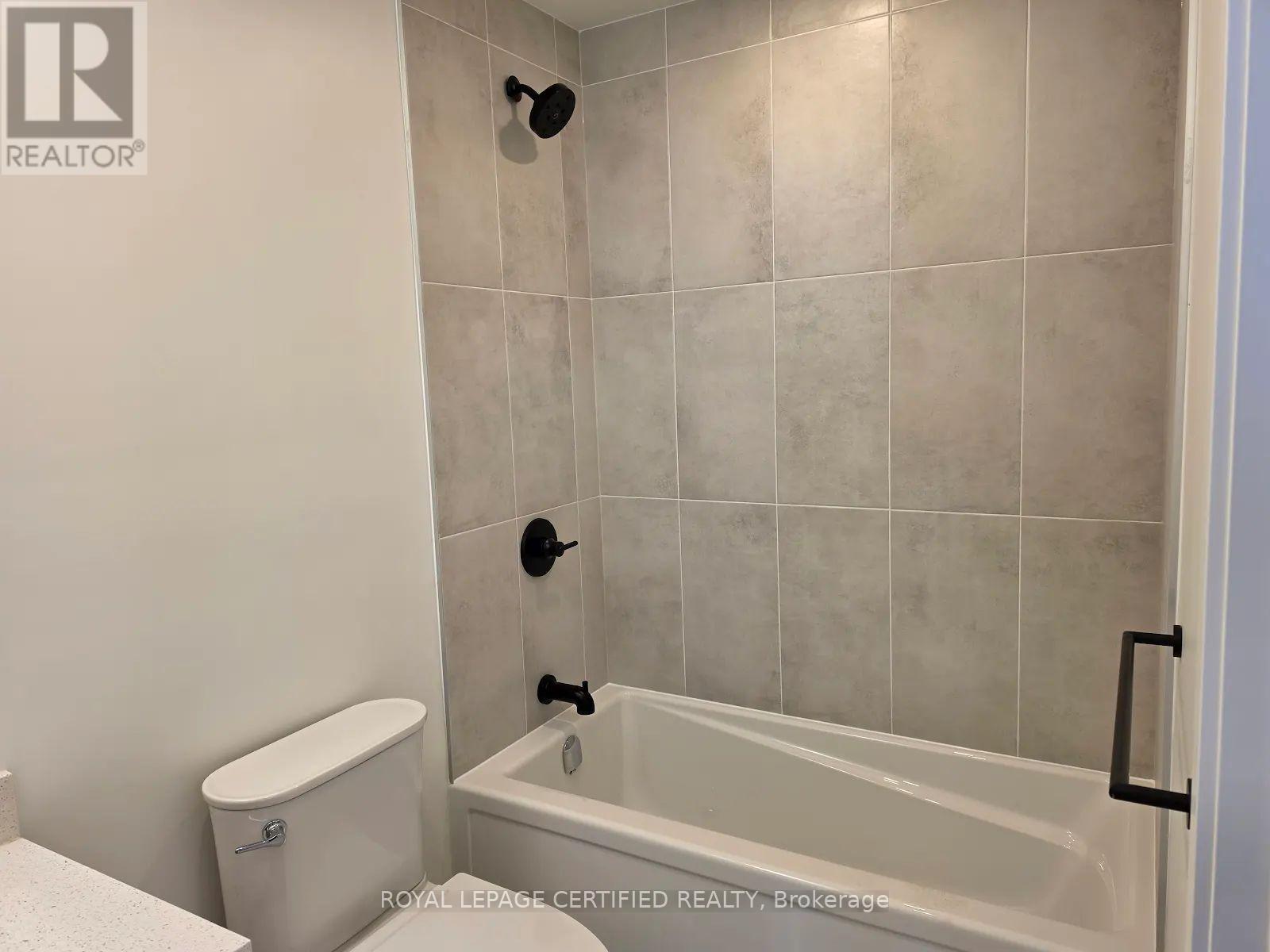 805 - 4878 Powers Common, Burlington, ON - Indoor Photo Showing Bathroom